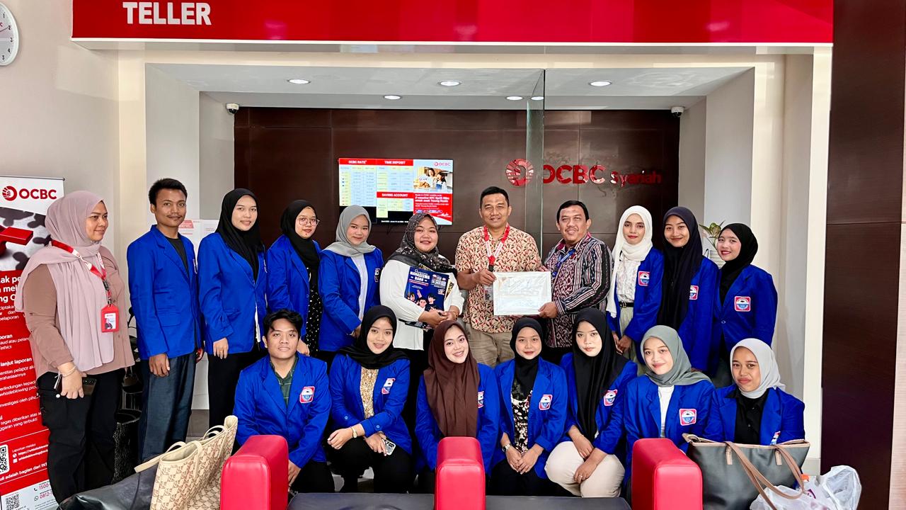 Kunjungan Industri Mahasiswa Perbankan Syariah ke PT Bank OCBC Syariah Medan KC Krakatau